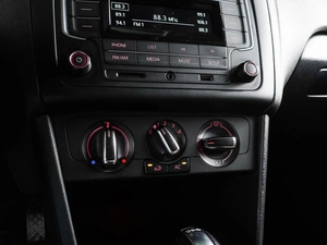 Хетчбэк Volkswagen Polo 2011 года, 769000 рублей, Воронеж