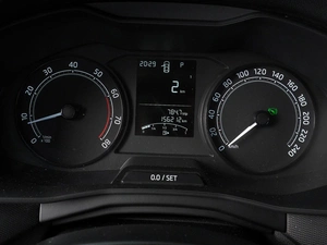 Лифтбек Skoda Rapid 2022 года, 1489000 рублей, Красный Пахарь