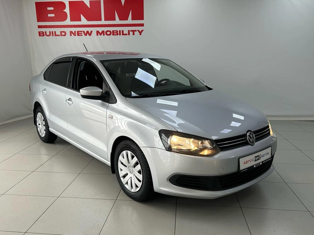 Седан Volkswagen Polo 2013 года, 950000 рублей, Смоленск