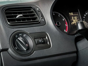 Седан Volkswagen Polo 2018 года, 1550000 рублей, Уфа