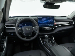 Внедорожник Toyota Highlander 2026 года, 5678434 рублей, Москва