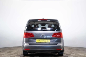 Минивэн Volkswagen Touran 2010 года, 879000 рублей, Пермь