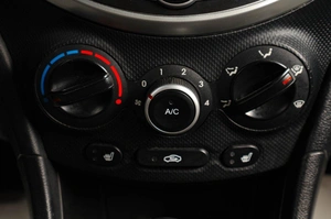 Седан Hyundai Solaris 2014 года, 1049000 рублей, Тюмень