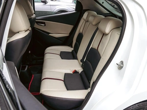 Хетчбэк Mazda Demio 2015 года, 1140000 рублей, Краснодар