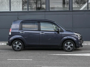 Минивэн Toyota Spade 2014 года, 899000 рублей, Кирилловка