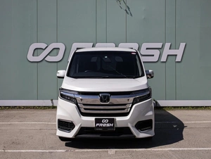 Минивэн Honda Stepwgn Spada 2018 года, 2550000 рублей, Большой Сочи