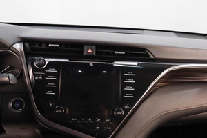 Седан Toyota Camry 2020 года, 2829000 рублей, Челябинск