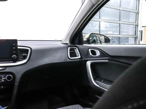 Внедорожник Kia XCeed 2021 года, 1799000 рублей, Красноярск