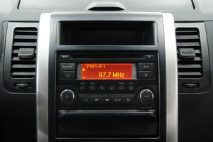 Внедорожник Nissan X-Trail 2013 года, 1399000 рублей, Омск