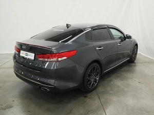 Седан Kia Optima 2018 года, 1730000 рублей, Курск