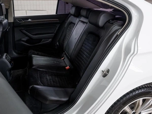 Седан Volkswagen Passat 2017 года, 2219000 рублей, Краснодар