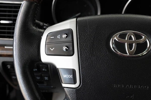 Внедорожник Toyota Land Cruiser 2014 года, 3849000 рублей, Красноярск