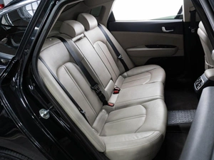 Седан Kia Optima 2016 года, 1599000 рублей, Тюмень