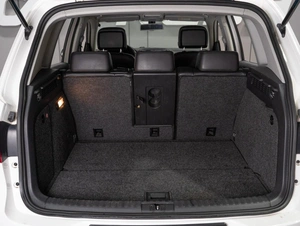 Внедорожник Volkswagen Tiguan 2012 года, 1199000 рублей, Тюмень