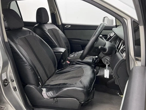 Седан Nissan Tiida 2005 года, 424000 рублей, Ростов-на-Дону