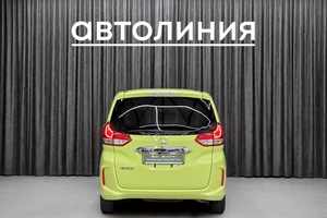 Минивэн Honda Freed 2017 года, 1320000 рублей, Красноярск