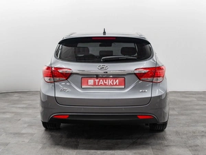 Универсал Hyundai i40 2013 года, 1270000 рублей, Красноярск