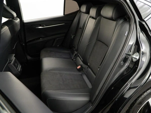 Седан Toyota Camry 2024 года, 3984444 рублей, Москва