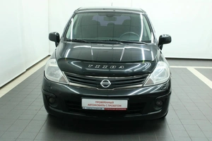 Хетчбэк Nissan Tiida 2011 года, 845000 рублей, Красноярск