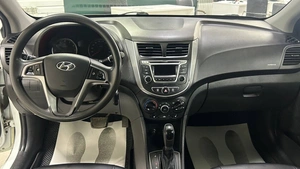 Седан Hyundai Solaris 2014 года, 600000 рублей, Ачинск