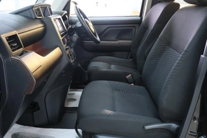 Минивэн Toyota Roomy 2019 года, 1099000 рублей, Омск