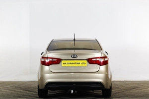 Седан Kia Rio 2013 года, 669000 рублей, Тюмень