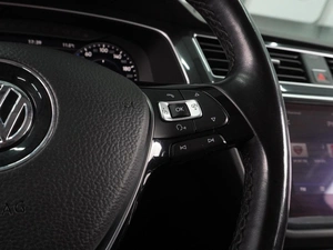 Внедорожник Volkswagen Tiguan 2018 года, 2599000 рублей, Воронеж