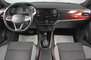 Лифтбек Volkswagen Polo 2021 года, 2079000 рублей, Тюмень