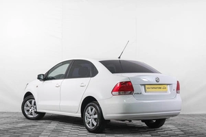 Седан Volkswagen Polo 2012 года, 659000 рублей, Кемерово
