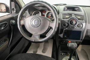 Седан Renault Megane 2004 года, 359000 рублей, Барнаул