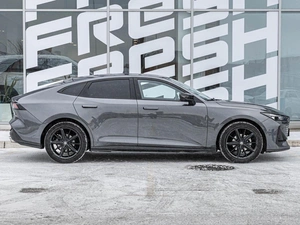 Лифтбек Changan UNI-V 2023 года, 2450000 рублей, Краснодар