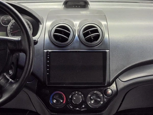 Седан Chevrolet Aveo 2010 года, 549000 рублей, Красноярск