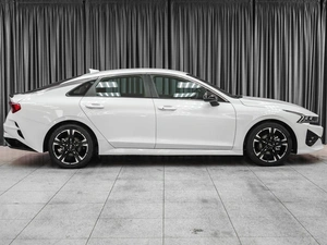 Седан Kia K5 2022 года, 3189000 рублей, Тюмень