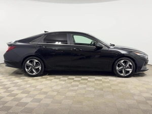 Седан Hyundai Elantra 2021 года, 1934900 рублей, Казань