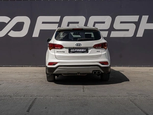 Внедорожник Hyundai Santa Fe 2017 года, 2247000 рублей, Краснодар