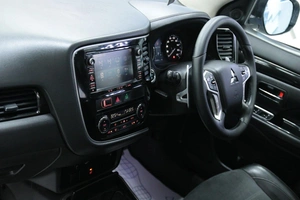 Внедорожник Mitsubishi Outlander 2016 года, 1998000 рублей, Солонцы