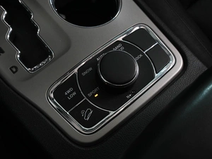 Внедорожник Jeep Grand Cherokee 2012 года, 2179000 рублей, Аксай