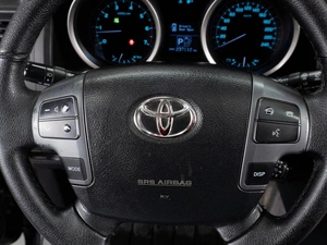 Внедорожник Toyota Land Cruiser 2008 года, 3399000 рублей, Тюмень