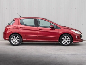 Хетчбэк Peugeot 308 2008 года, 480000 рублей, Краснодар