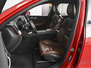 Внедорожник Volvo XC60 2018 года, 3224000 рублей, Ставрополь