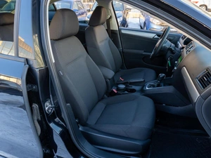 Седан Volkswagen Jetta 2012 года, 1199000 рублей, Саратов