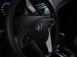 Седан Hyundai Solaris 2016 года, 1179077 рублей, Москва