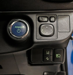 Хетчбэк Toyota Aqua 2018 года, 1250000 рублей, Красноярск