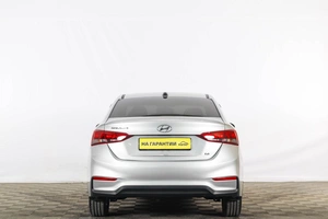 Седан Hyundai Solaris 2017 года, 1299000 рублей, Тюмень