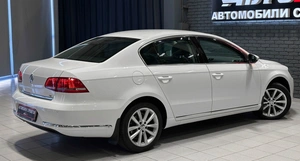 Седан Volkswagen Passat 2013 года, 1150000 рублей, Красноярск