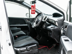 Минивэн Honda Freed 2013 года, 1199000 рублей, Красноярск