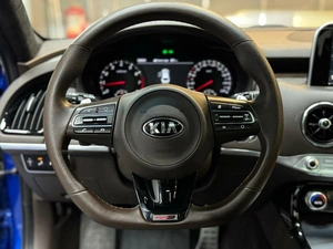 Лифтбек Kia Stinger 2018 года, 2797000 рублей, Красноярск