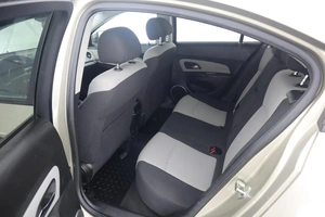 Седан Chevrolet Cruze 2011 года, 660000 рублей, Орёл