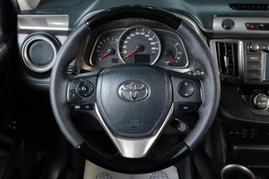 Внедорожник Toyota RAV4 2016 года, 1999000 рублей, Тюмень