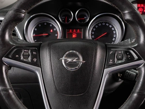 Внедорожник Opel Mokka 2013 года, 1199000 рублей, Тюмень